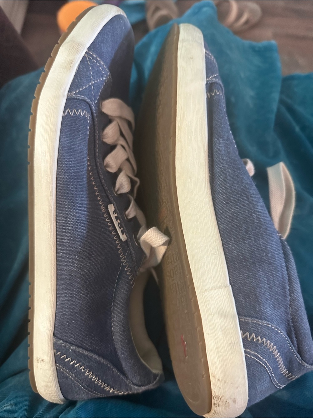 Taos Blue Canvas Lace-Up Sneakers with Cream Laces - Picture 4 of 7